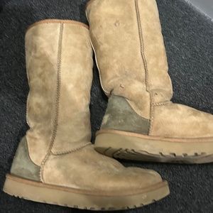 UGG tall boots size 8 rare